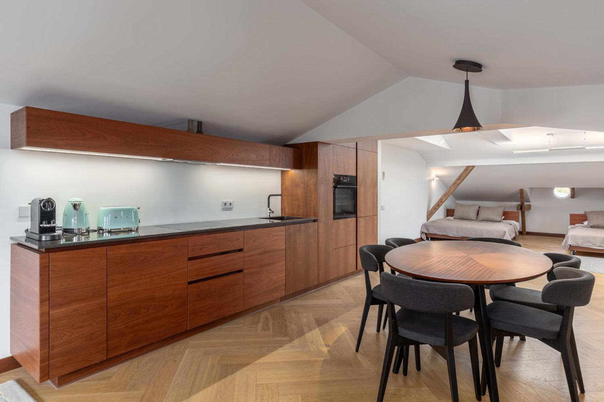 Roze Brivzemnieka Apartments Liepāja Exteriör bild