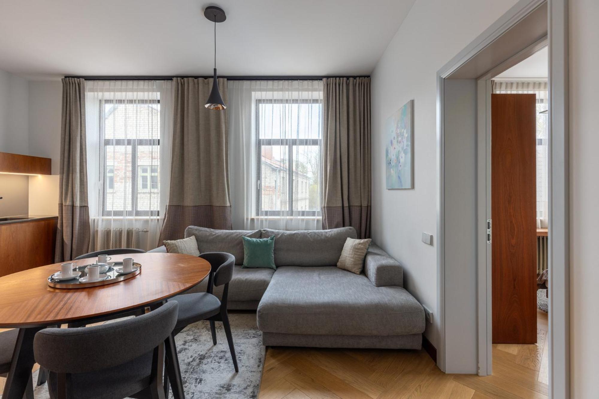 Roze Brivzemnieka Apartments Liepāja Exteriör bild